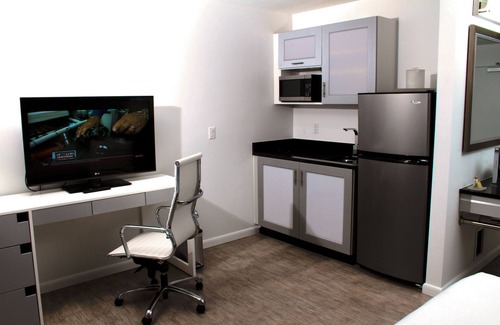 Bostroms Lower Ormond Beach Hotel | Lotus Boutique Inn & Suites