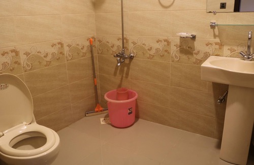 Mirpur House | Lotus Inn Guest House