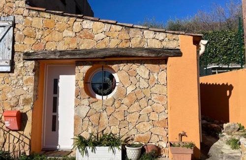 Magagnosc Bed & Breakfast | Lou Candelou