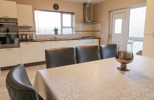 Loughanure Cottage | Loughanure Lake View