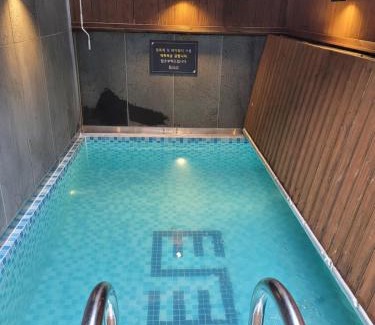 Jinhae Hotel | Louis Boutique Hotel