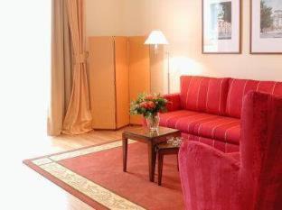 Wilmersdorf Hotel | Louisa's Place