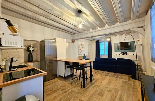 Nemours Apartment | Love Escape Centre Ville de Nemours