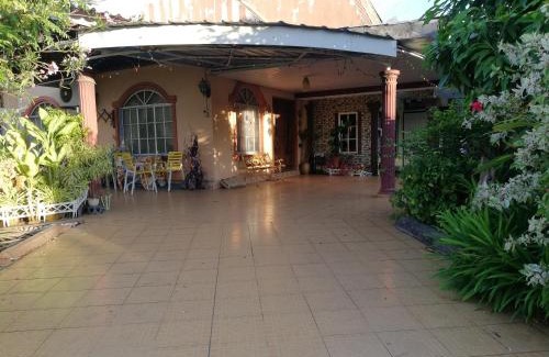 Kampung Guar Syed Alwi House | Love homestay CT