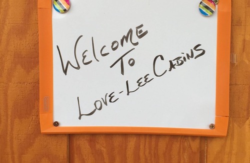 Talkeetna Cabin | Love-Lee Cabins (#2) offers all of the amenities to make it your 2nd home!