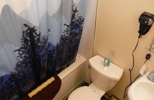 Talkeetna Cabin | Love-Lee Cabins (#2) offers all of the amenities to make it your 2nd home!