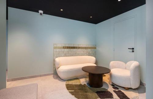 Villette Gare Apartment | Love Room avec balnéo-Le cocon parfait pour deux