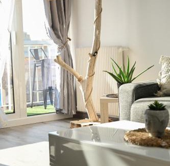 Frejus Plage Apartment | Love Room Luxe Près de la Mer