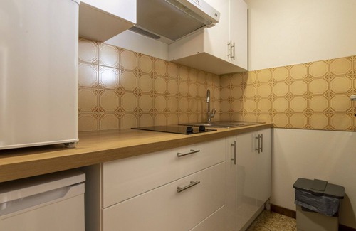 Saintes-Maries-de-la-Mer Apartment | Lovely apartment for 2 guests with WIFI, TV and balcony