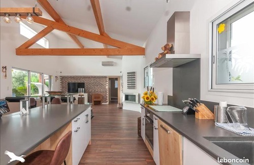 Tourbes Villa | lovelife