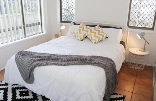 Coolangatta Apartment | Lovely 1 Bedroom Apartment Steps to the Beach