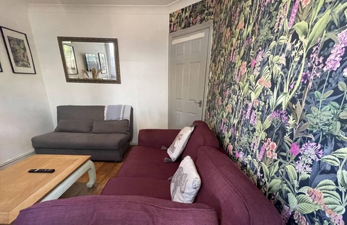 Lewisham Apartment | Lovely 1 bedroom apartment with garden