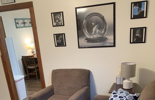 Corning Apartment | Lovely 1 bedroom apartment, walking distance to Corning Museum of Glass.