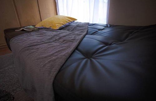 Klerksdorp Apartment | Lovely 1-bedroom Garden Cottage