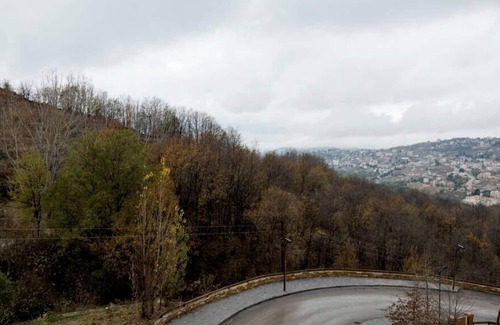 Kfardebian Apartment | Lovely 1BD studio in Redrock