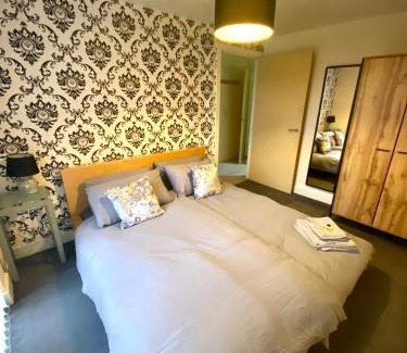 Crosby Apartment | Lovely 2 bed apartment in Crosby