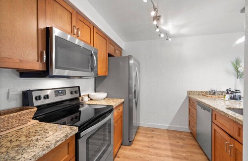 Southwest Village Apartment | Lovely 2-Bedroom Apartment in Scottsdale!