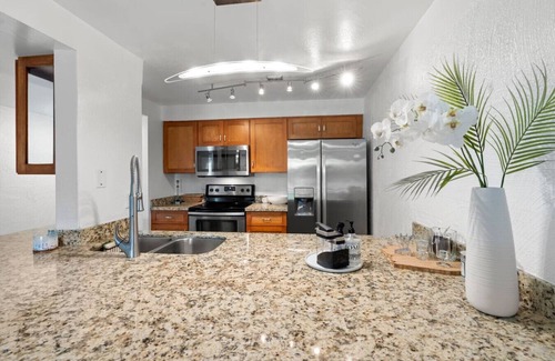 Southwest Village Apartment | Lovely 2-Bedroom Apartment in Scottsdale!
