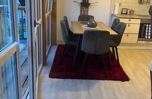 Puch bei Hallein Apartment | Lovely 2-bedroom apartment with mountain view in picturesque Puch