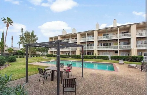 Taylor Lake Village Condo | Lovely 2 Bedroom condo with marina view and pool