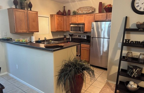 Paradise Valley Village House | Lovely 2-bedroom townhome in North Phoenix