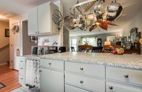 Southeast Boise House | Lovely 2-bedroom townhome close to Greenbelt on the Boise River