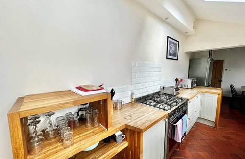 Lincoln House | Lovely 3 bed house in the Cathedral Quarter