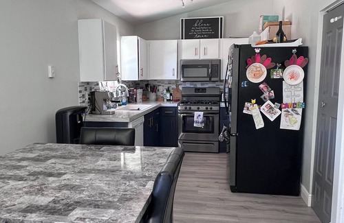 Lake Worth House | Lovely 3-bedroom pool house in Lake Worth