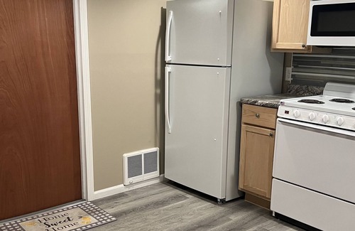 Englewood Apartment | Lovely 3bedroom Apartment w/Fire-pit 5mins away from downtown Chicago