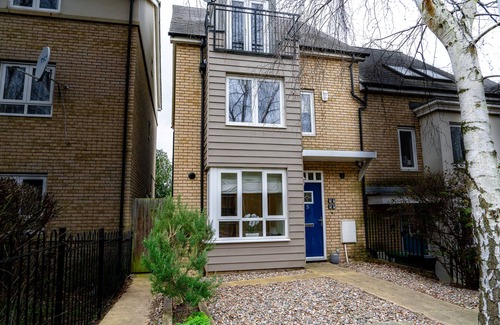 Huntingdon House | Lovely 4-bed House in Huntingdon