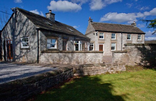Great Longstone House | Lovely 4 bedroom Lodge located on the Monsal Trail, close to Bakewell & Chatsworth.