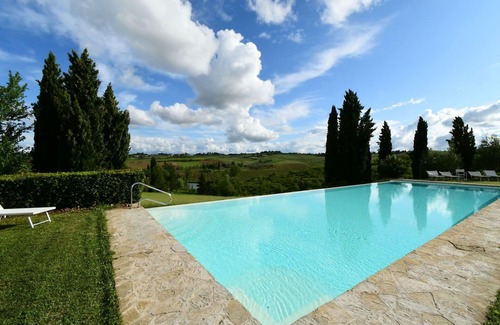 Ponte di Gabbiano Apartment | Lovely apartment for 5 people with pool, A/C, WIFI, TV and pets allowed, close to Siena
