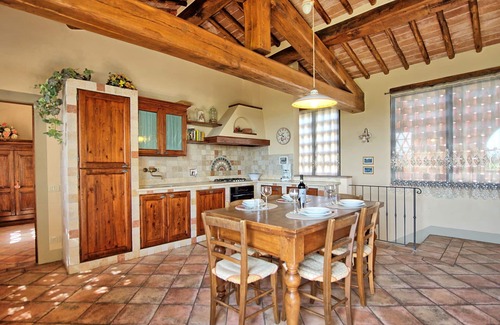 San Pietro in Bossolo Apartment | Lovely apartment for 8 guests with A/C, pool, WIFI and panoramic view, close to Greve In Chianti