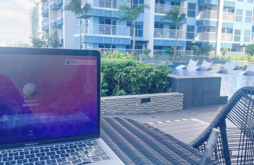 Tambo Apartment | Lovely and Luxurious 3-bedroom with Pool View across Okada Manila near Airport