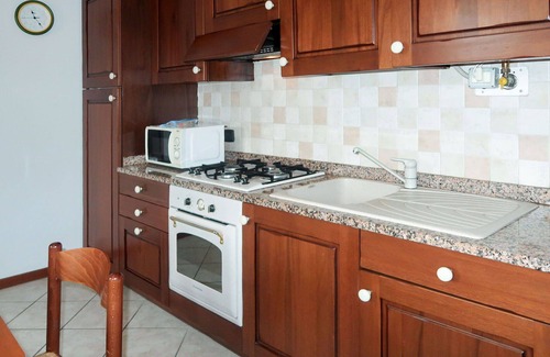 Intra Apartment | Lovely apartment for 4 people with WIFI, TV and pets allowed