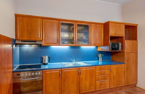 Tanvald Apartment | Lovely apartment for 4 guests with hot tub, WIFI, TV and pets allowed