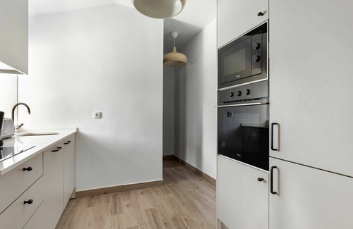 Sao Martinho Villa | Lovely apartment in villa for 7 people with pool, WIFI, A/C, TV and terrace