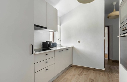 Sao Martinho Villa | Lovely apartment in villa for 7 people with pool, WIFI, A/C, TV and terrace