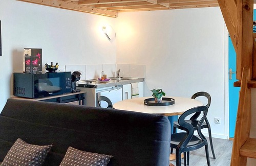 Neuilly-le-Vendin Apartment | Lovely apartment in Neuilly le Vendin