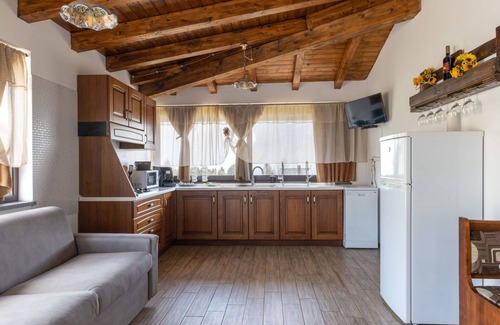 Coste Apartment | Lovely apartment for 6 people with WIFI, A/C, TV and pets allowed