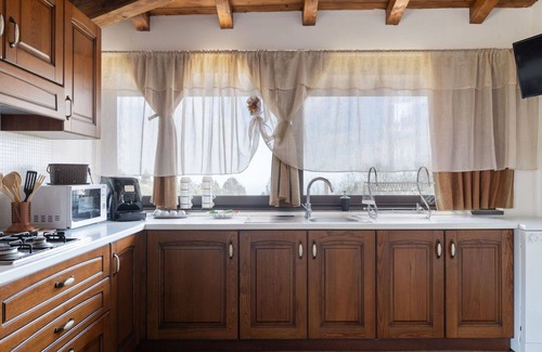 Coste Apartment | Lovely apartment for 6 people with WIFI, A/C, TV and pets allowed