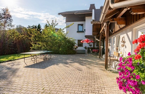 Agsdorf Apartment | Lovely apartment for 4 people with WIFI, TV, patio and pets allowed