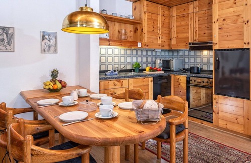 Lenzerheide Apartment | Lovely apartment for 4 guests with TV and balcony
