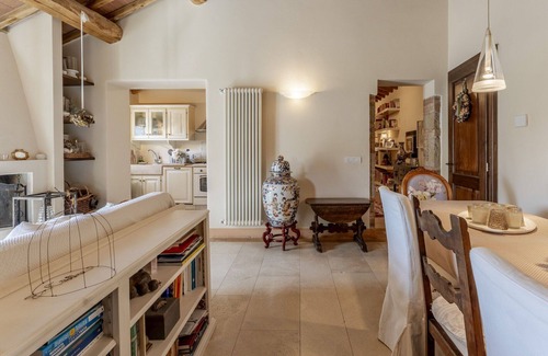 Radicondoli Apartment | Lovely apartment for 4 people with pool, WIFI, A/C, TV, balcony and panoramic view