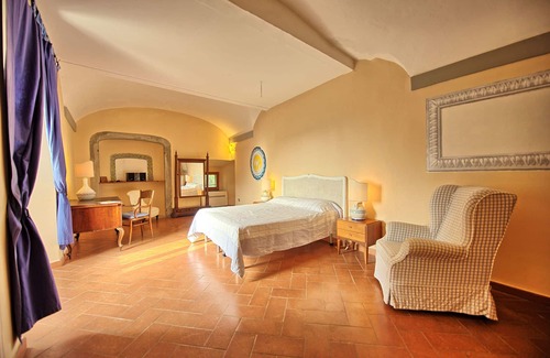 Montespertoli Other | Lovely apartment for 2 people with pool, A/C, WIFI and panoramic view