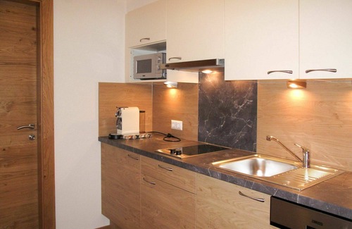 Fendels Apartment | Lovely apartment for 2 people with WIFI, TV and balcony