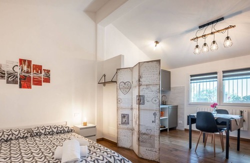 Donato Apartment | Lovely apartment for 2 people with terrace, pets allowed and parking