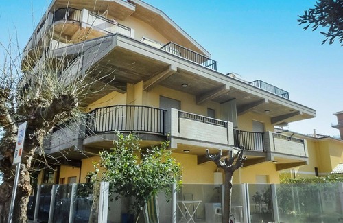 Silvi Apartment | Lovely apartment for 3 people with WIFI, TV, terrace, pets allowed and parking