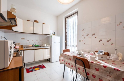 Omegna Apartment | Lovely apartment for 4 guests with WIFI, TV, balcony and pets allowed