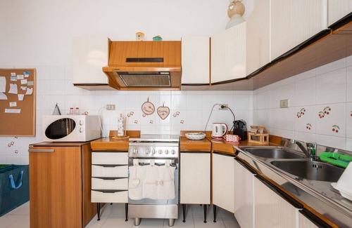 Omegna Apartment | Lovely apartment for 4 guests with WIFI, TV, balcony and pets allowed